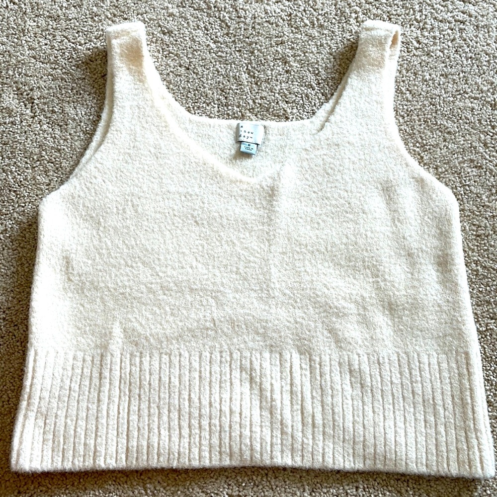 Sweater tank cream